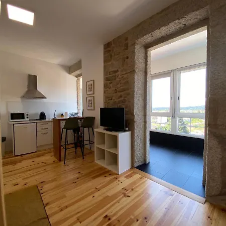 Loft Torre Medieval Apartment Tui